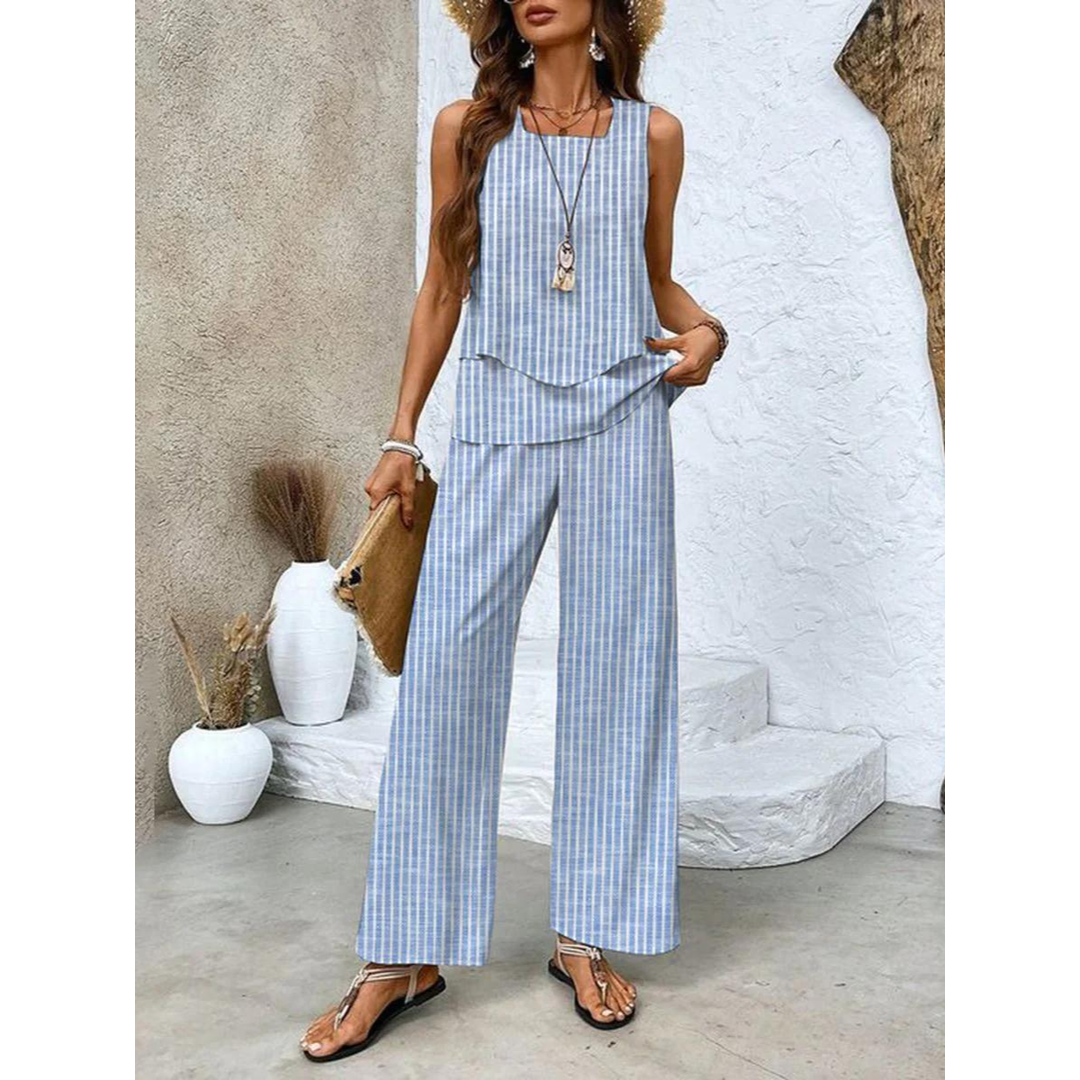 Brittany | Women’s Two-Piece Set with Floral Pattern