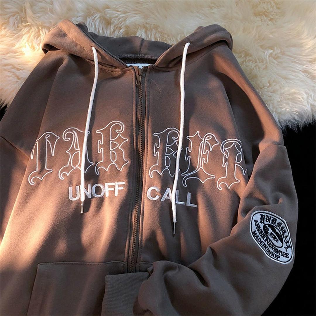 Logan | Men’s Oversized Zip-Up Hoodie with Front Print
