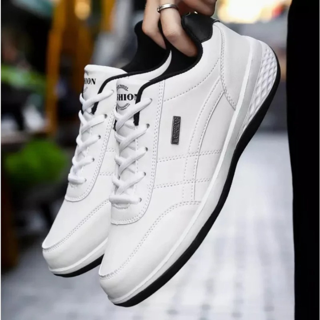 Ryan | Men’s Leather Lace-Up Trainers with Contrast Stripe