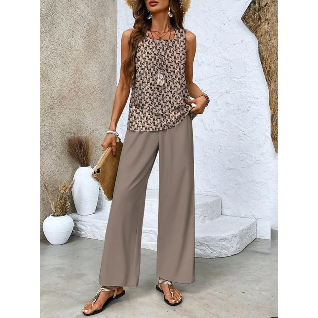 Brittany | Women’s Two-Piece Set with Floral Pattern