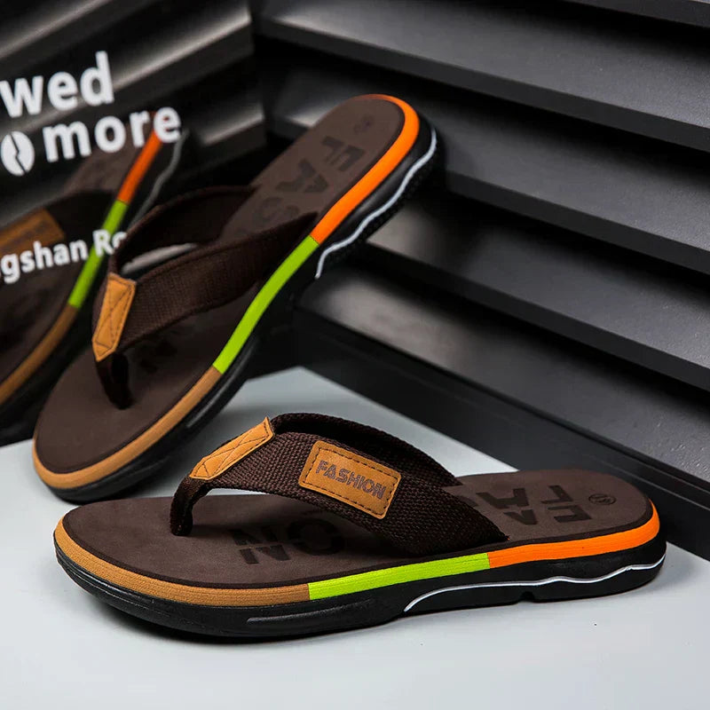 Leo | Men’s Multicoloured Flip-Flops with Contrast Sole