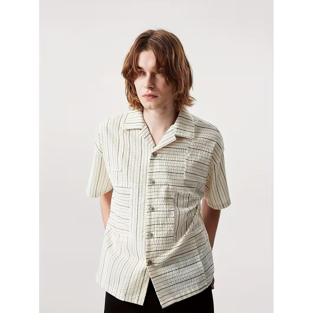Men’s Casual Short Sleeve Shirt with Striped Texture