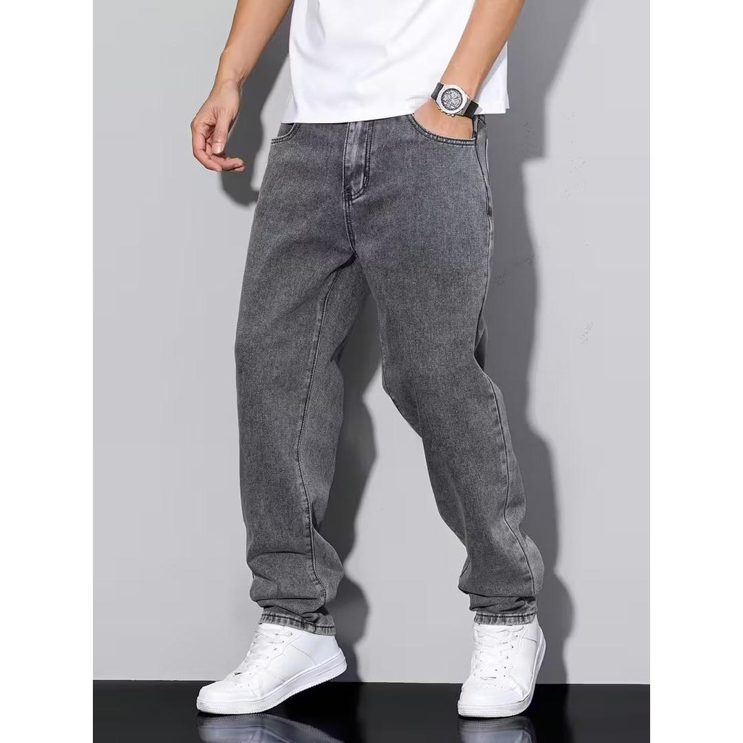 Men’s Full Length Jeans with Straight Shape