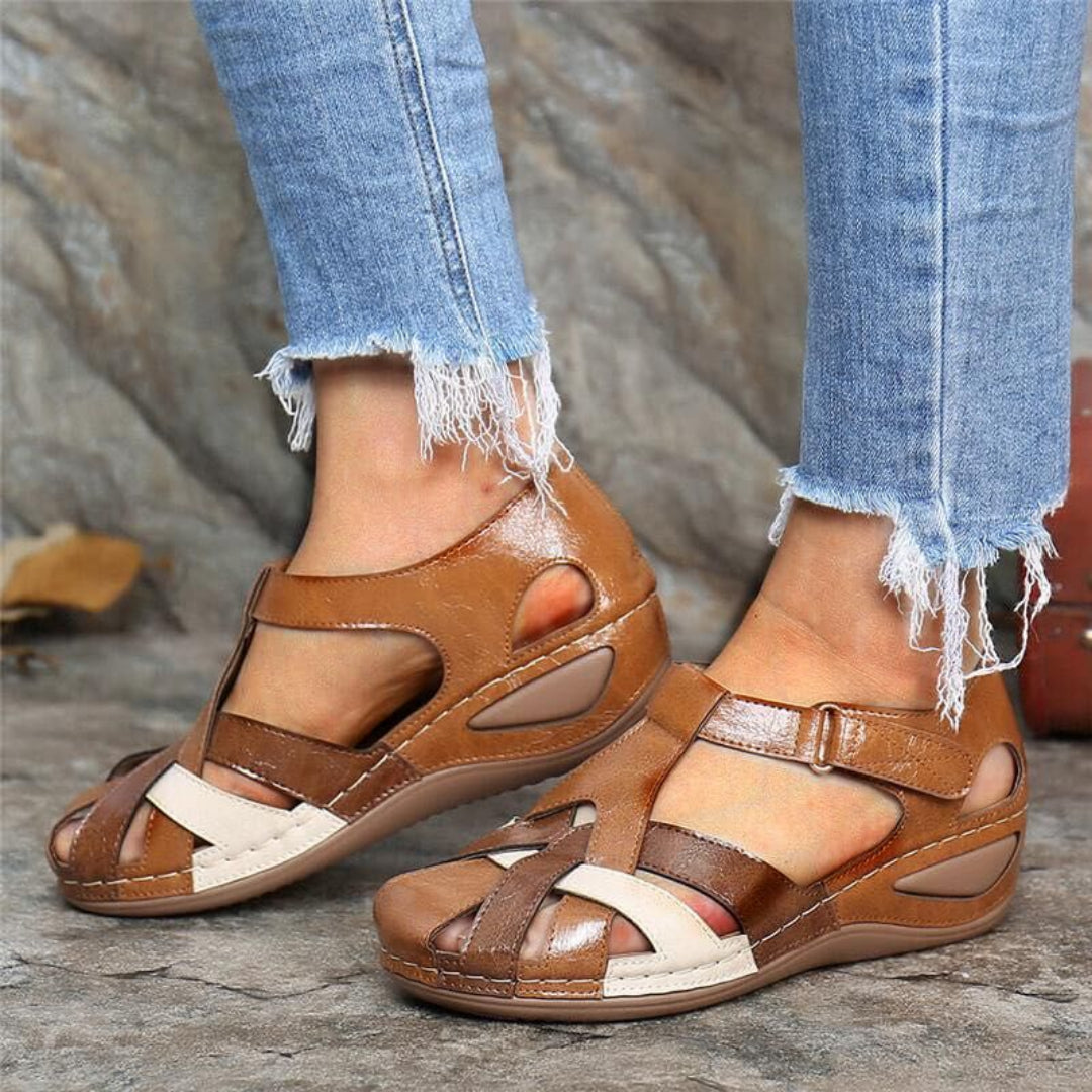 Leah | Women’s Colourblock Closed-Toe Sandals