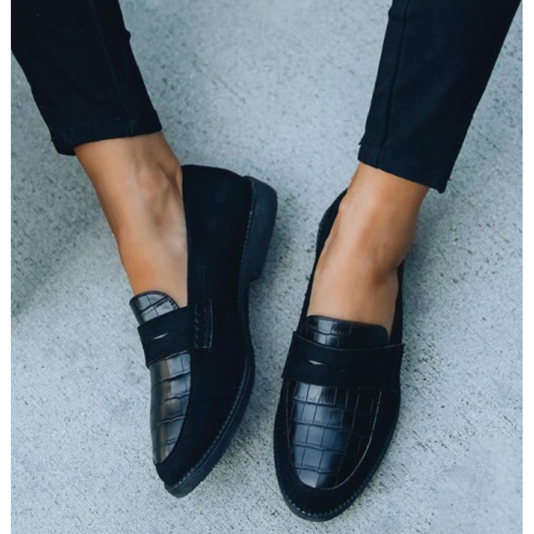 Clara | Women’s Black Formal Closed-Toe Dress Shoes