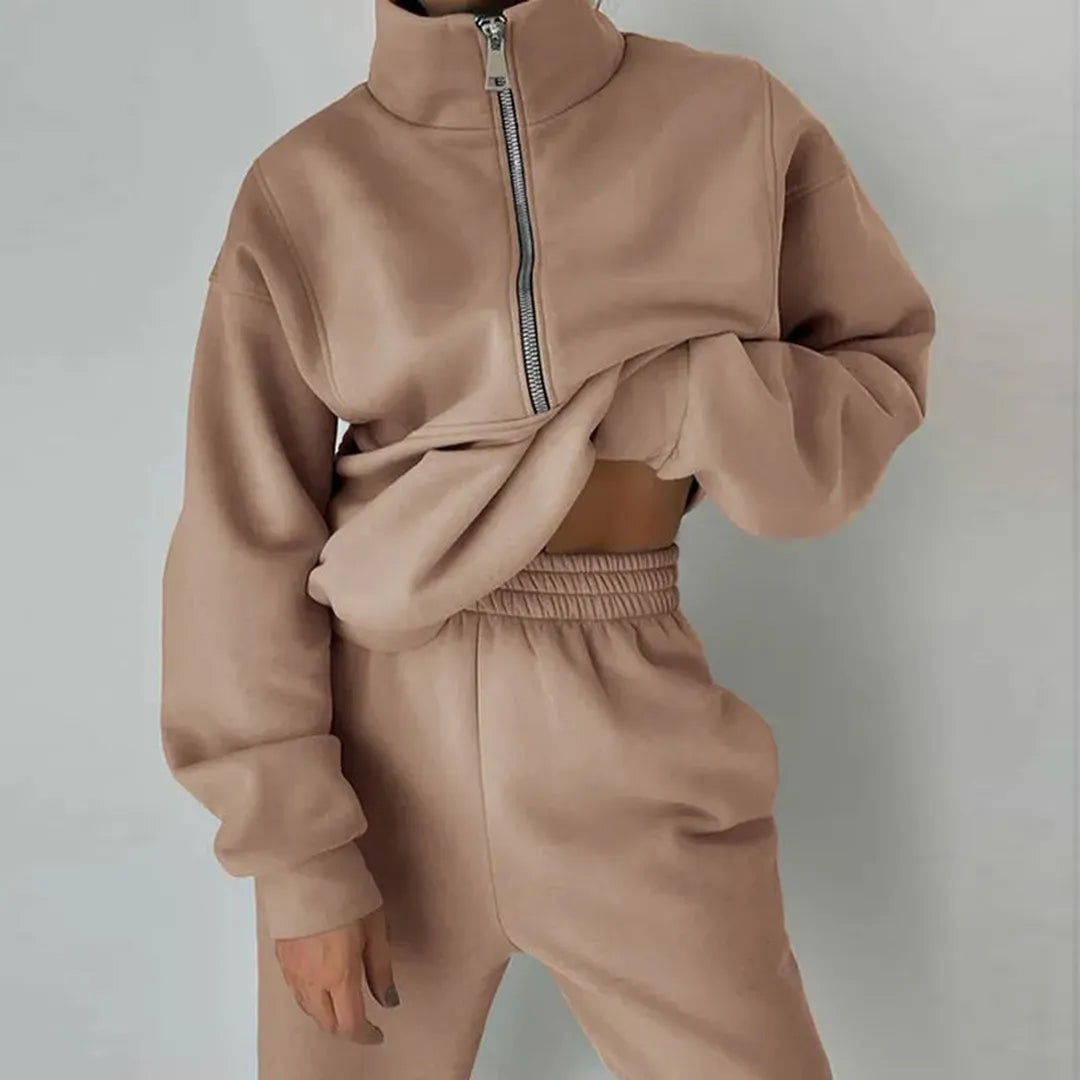 Seravyn | Two-Piece Half-Zip Sweatshirt and Jogger Set